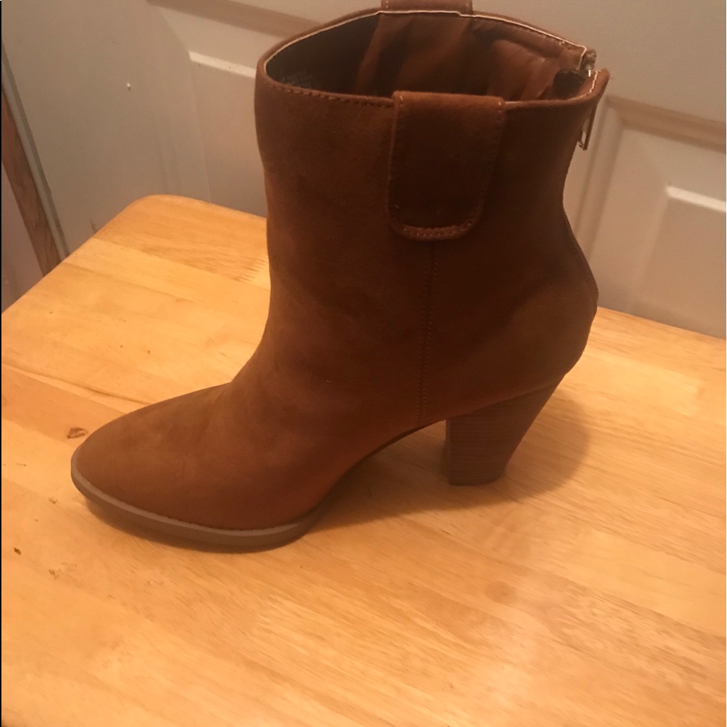 Booties-Standard, Average Width